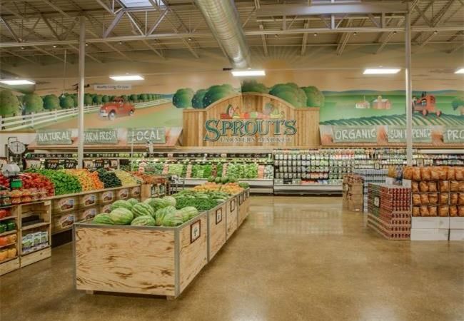 创造舒适与效率的合肥水果超市装修环境